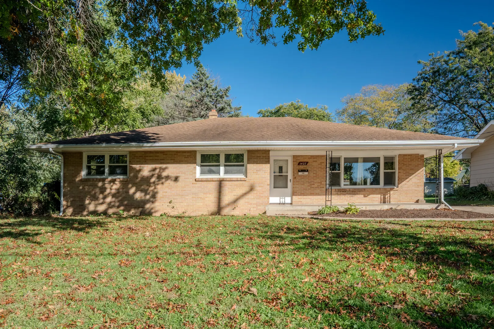 1427 S Walnut Avenue IL