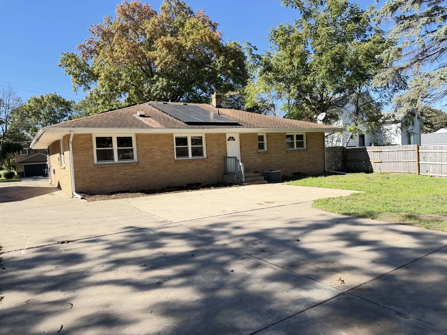 1427 S Walnut Avenue IL