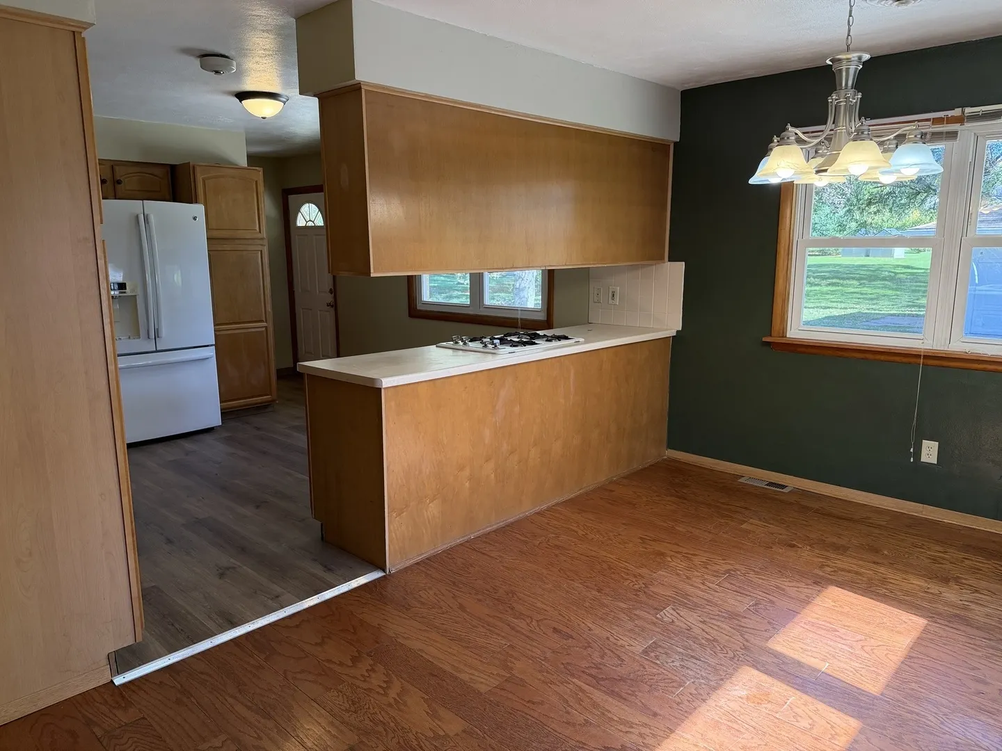 1427 S Walnut Avenue IL