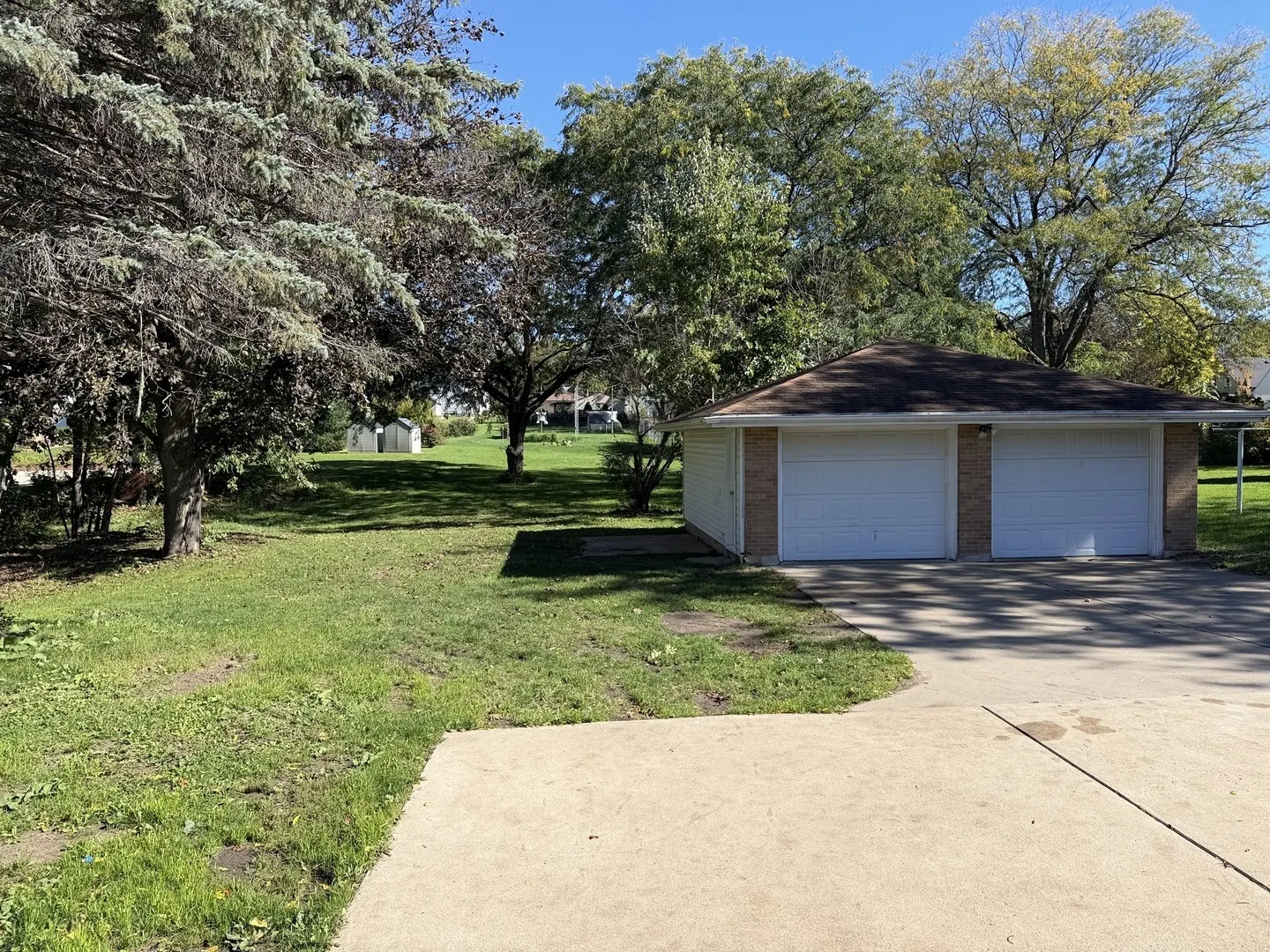 1427 S Walnut Avenue IL