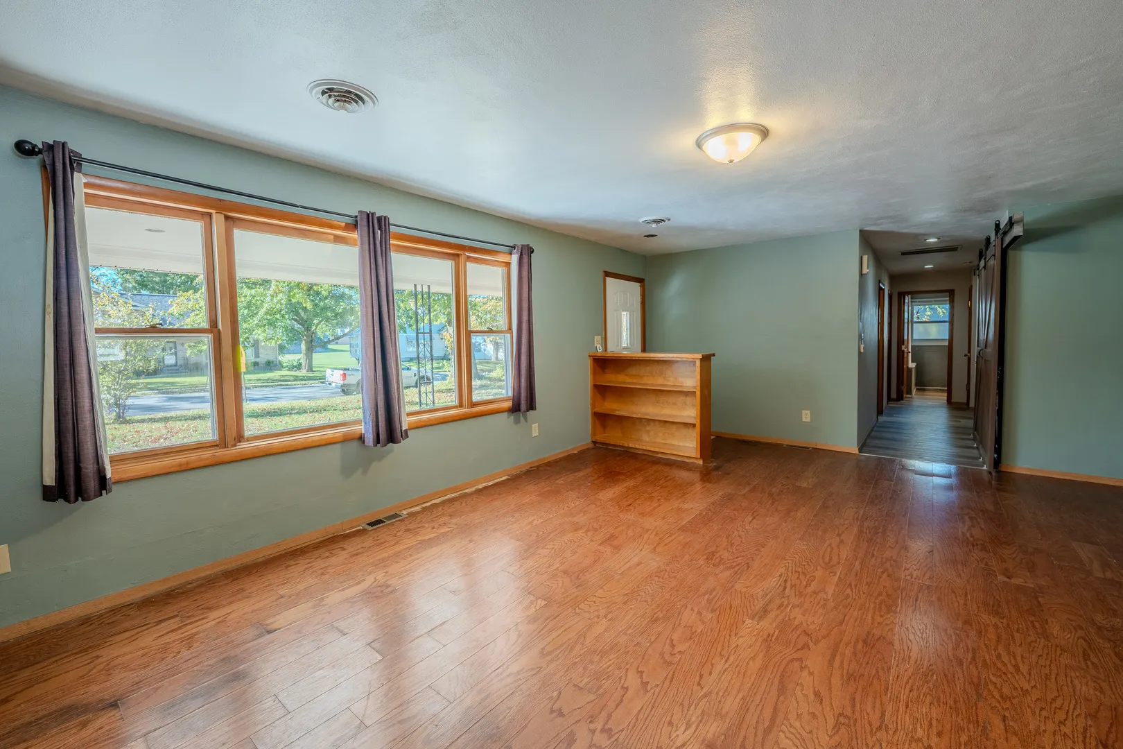 1427 S Walnut Avenue IL