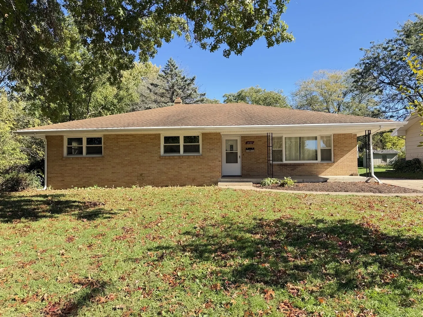 1427 S Walnut Avenue IL