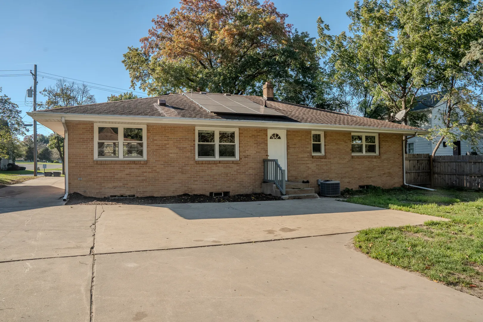 1427 S Walnut Avenue IL