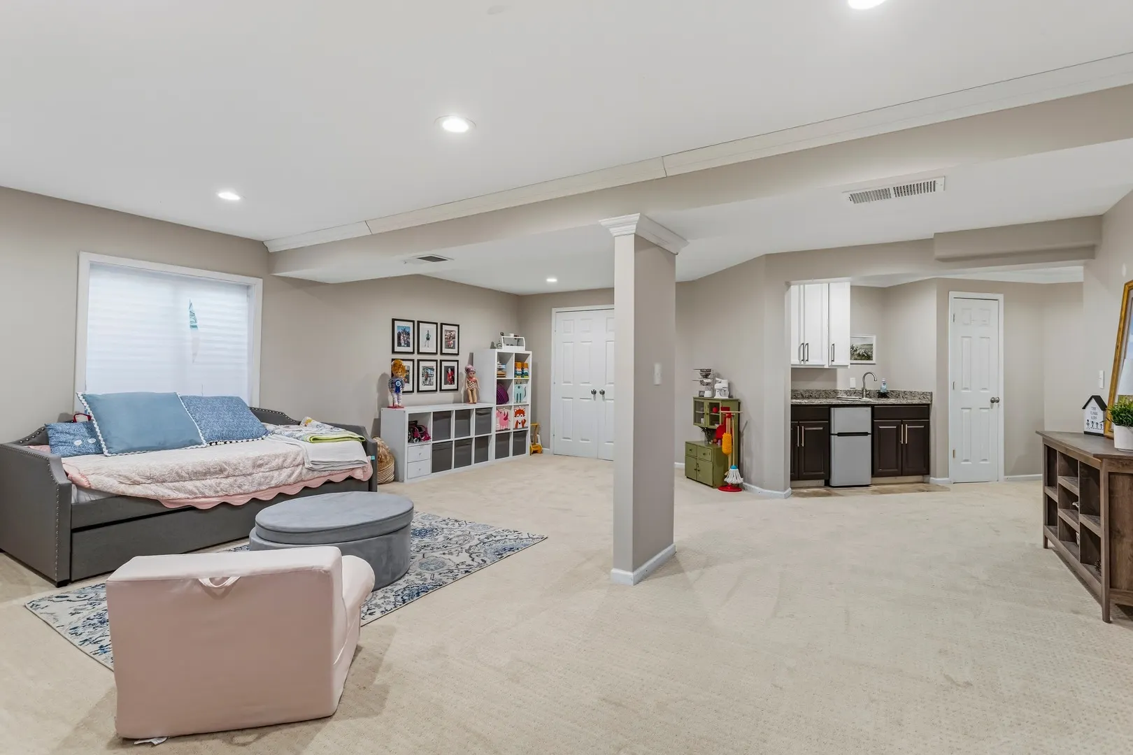 105 Walden Pond Boulevard IL