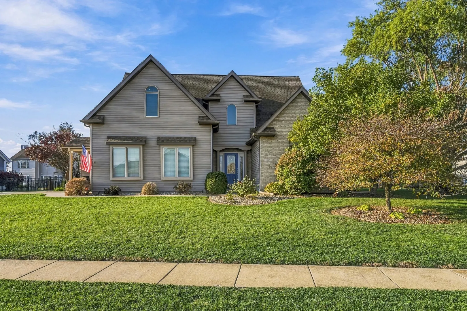 105 Walden Pond Boulevard IL
