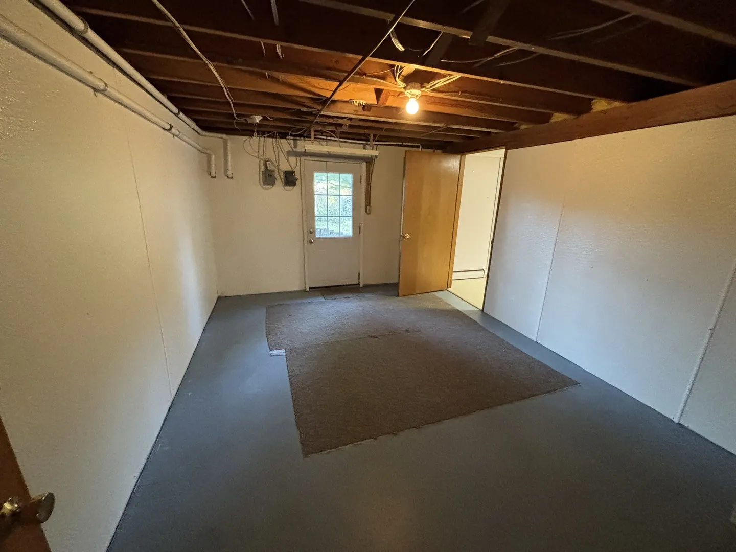 250 S 14th Street IA