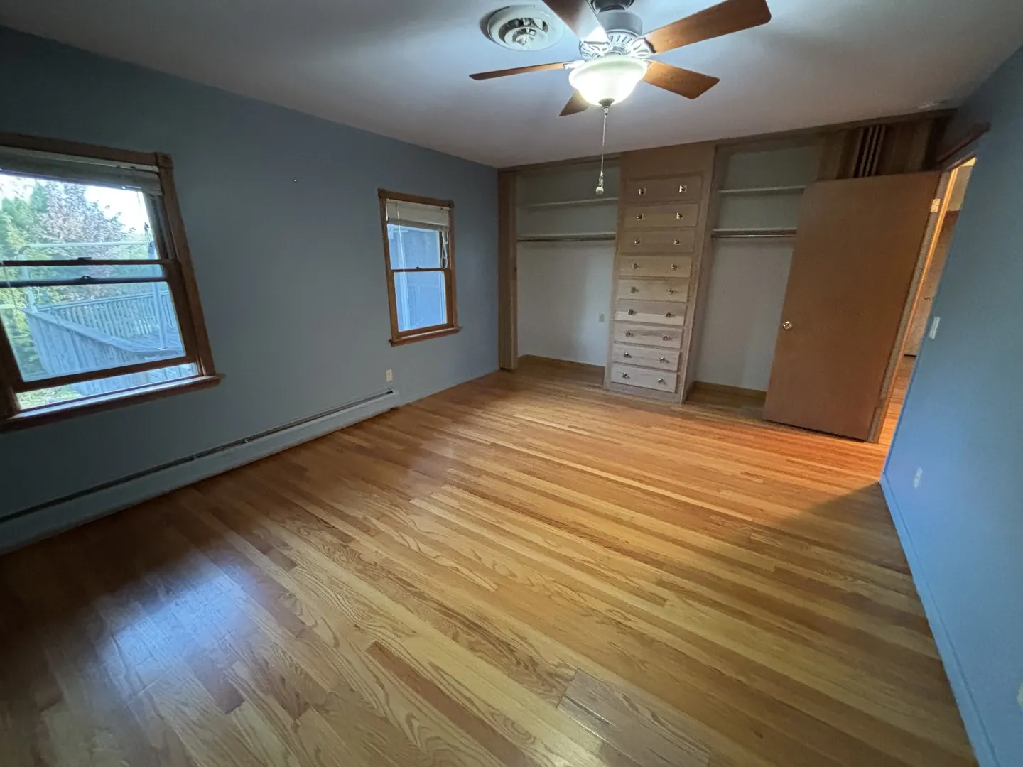 250 S 14th Street IA
