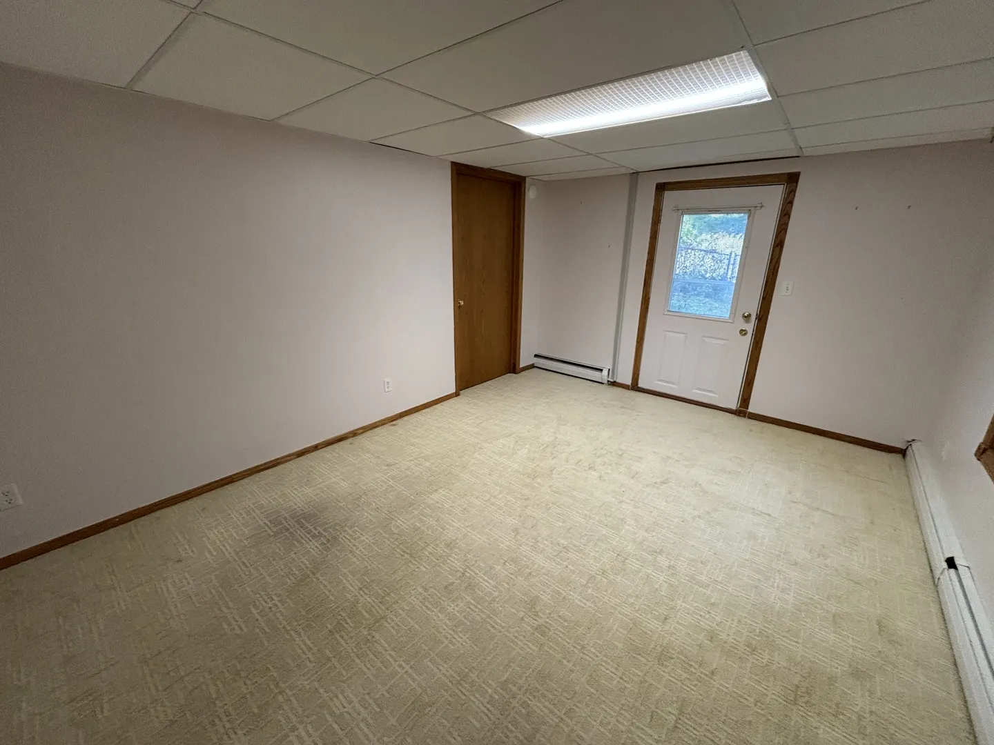 250 S 14th Street IA