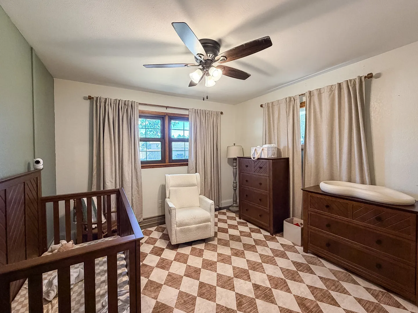 305 Linden Lane IL
