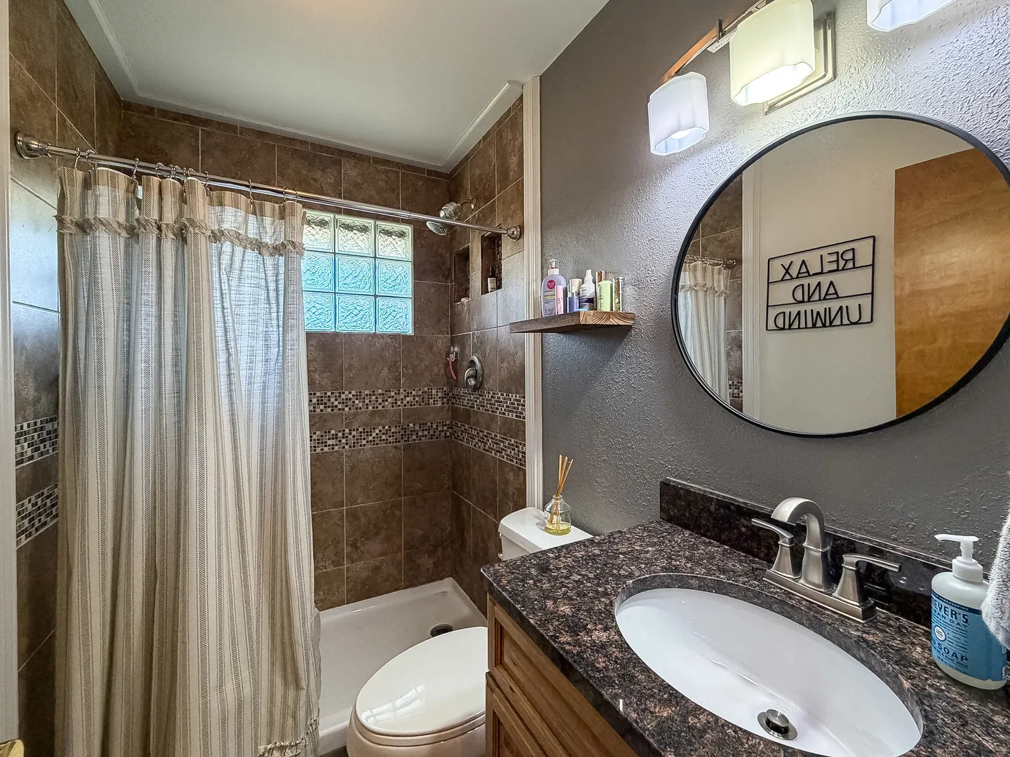 305 Linden Lane IL