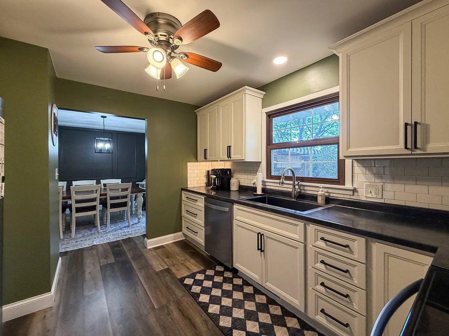 305 Linden Lane IL