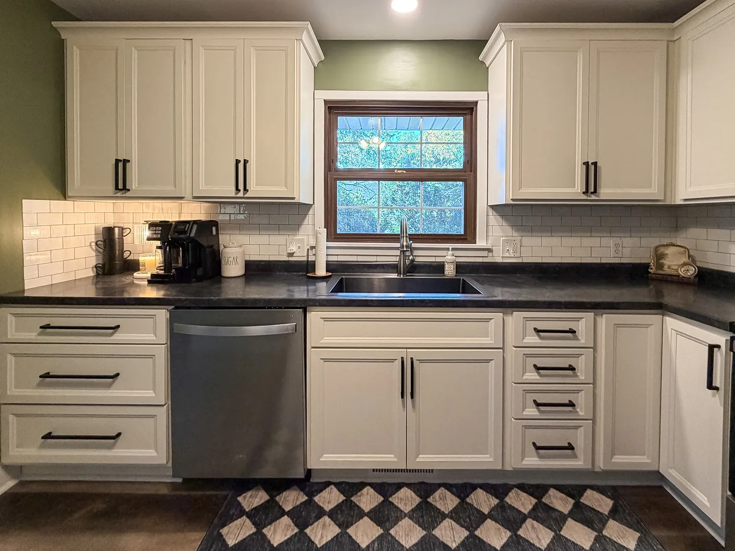 305 Linden Lane IL