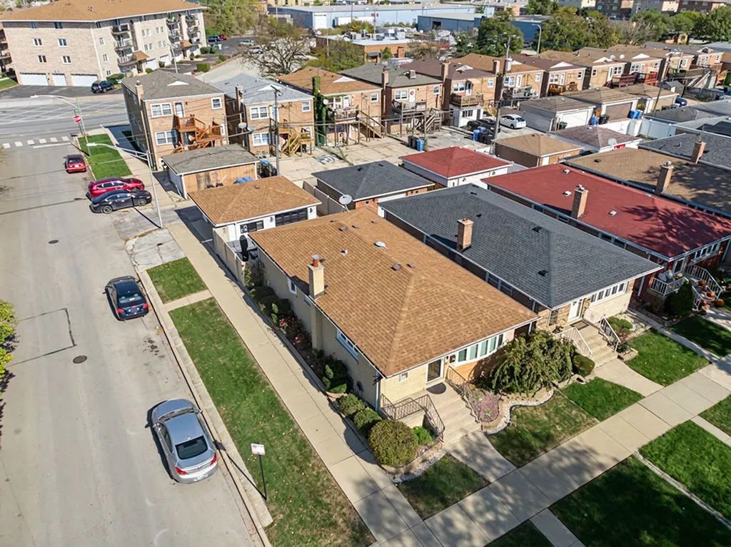 7058 W 63rd Place IL