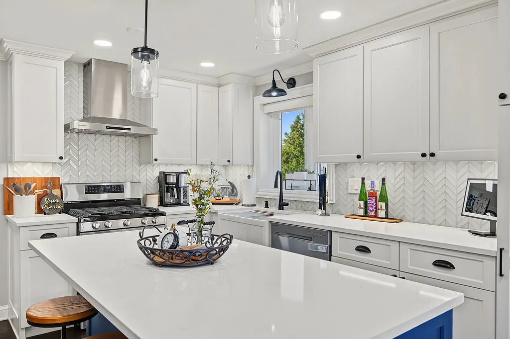 7058 W 63rd Place IL