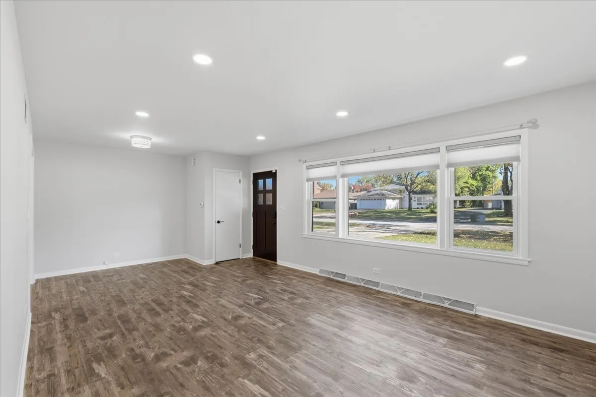460 S Cherry Street IL