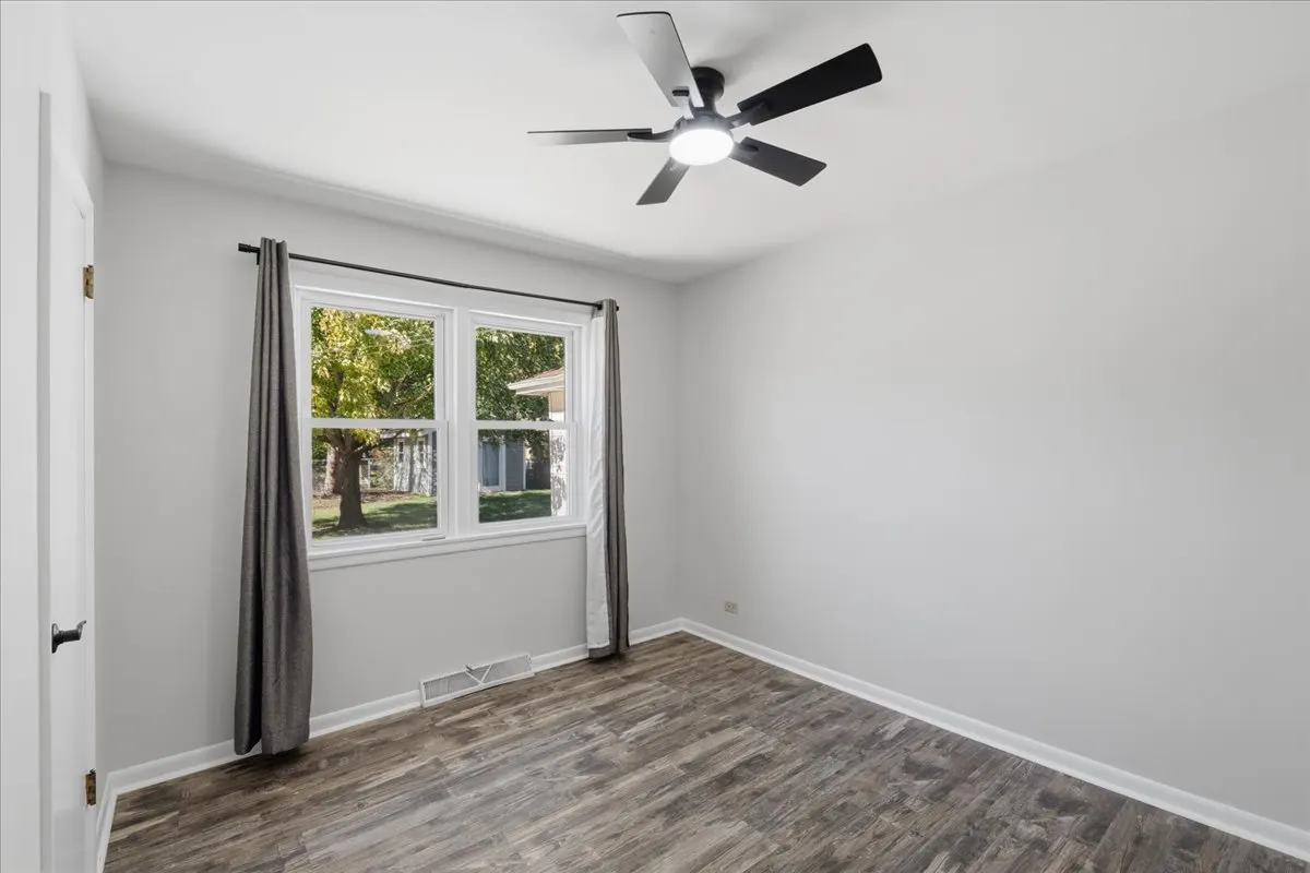 460 S Cherry Street IL
