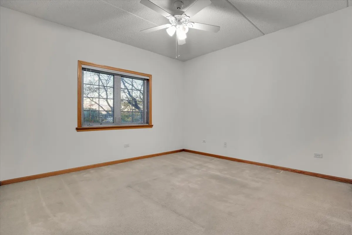 55 S Hale Street IL #207