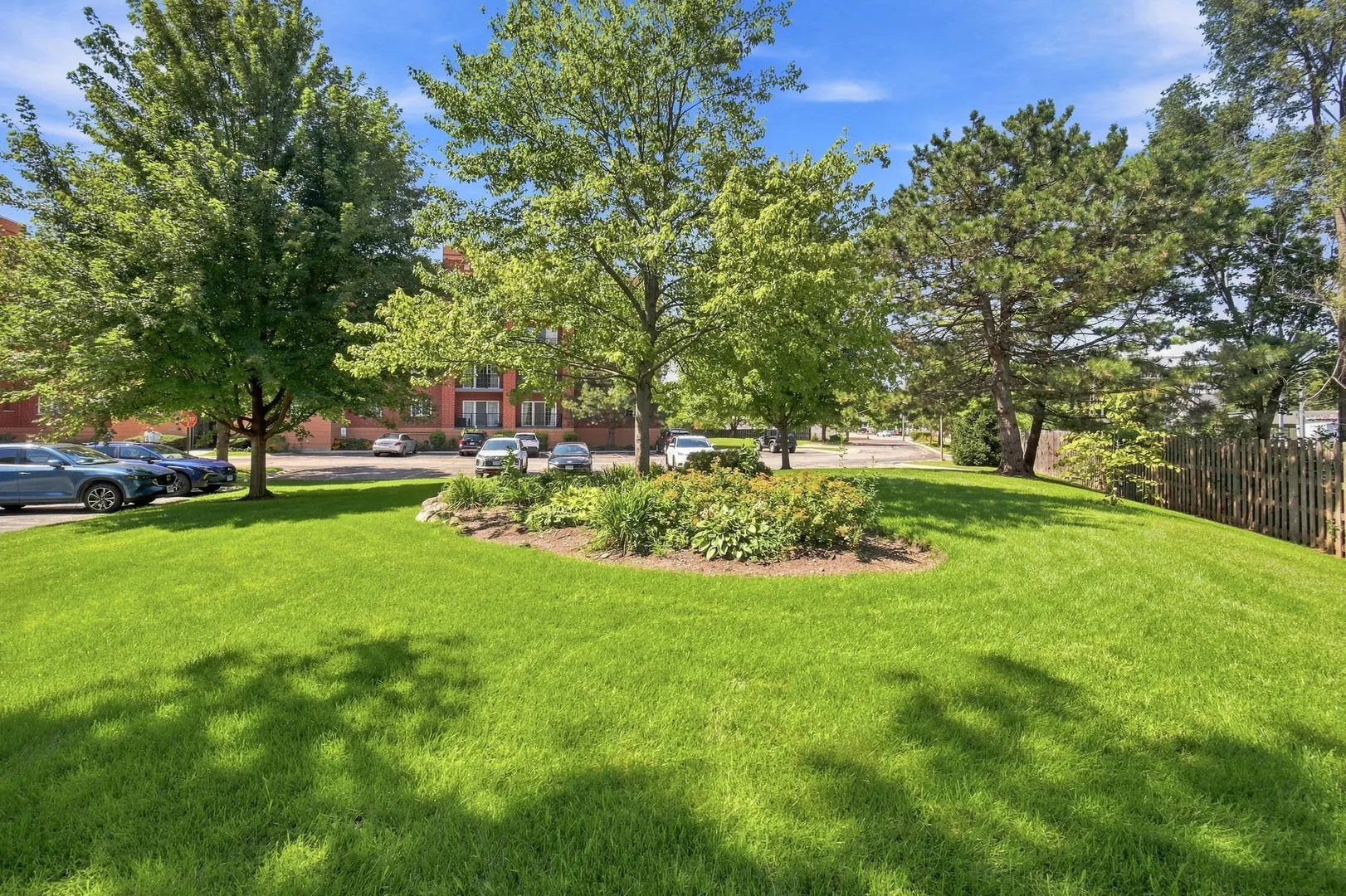 55 S Hale Street IL #207