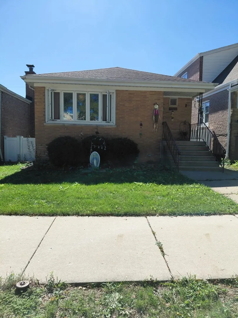 5829 W 63rd Place IL