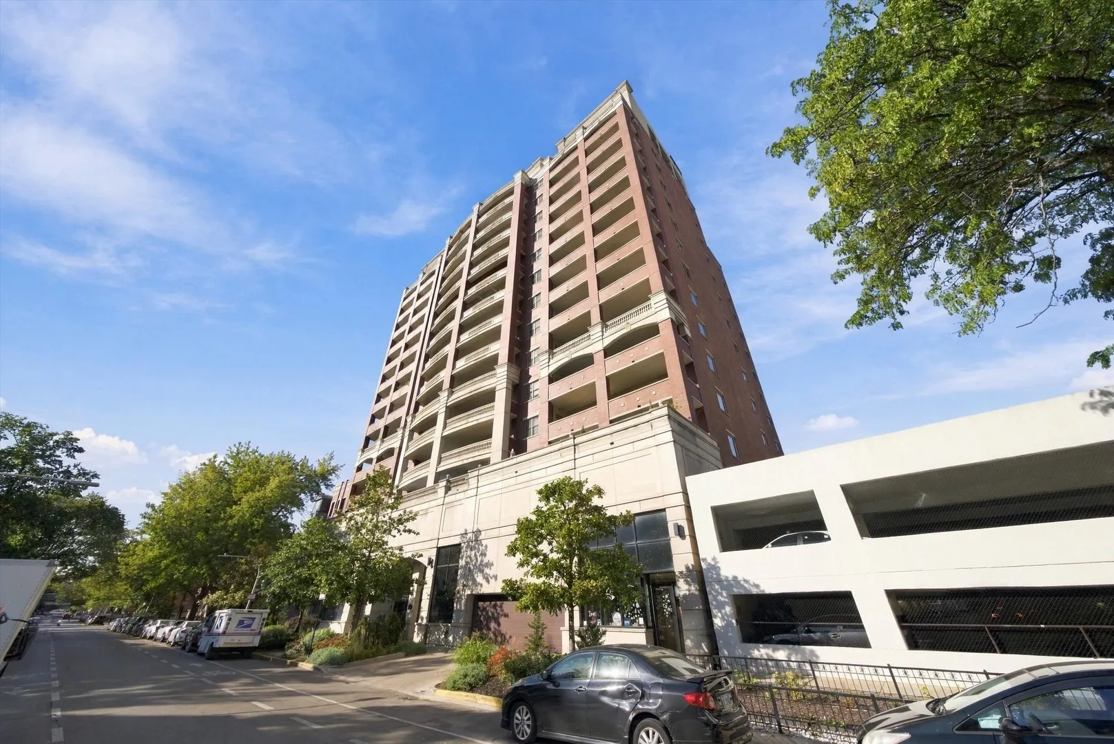 828 W Grace Street IL #1206