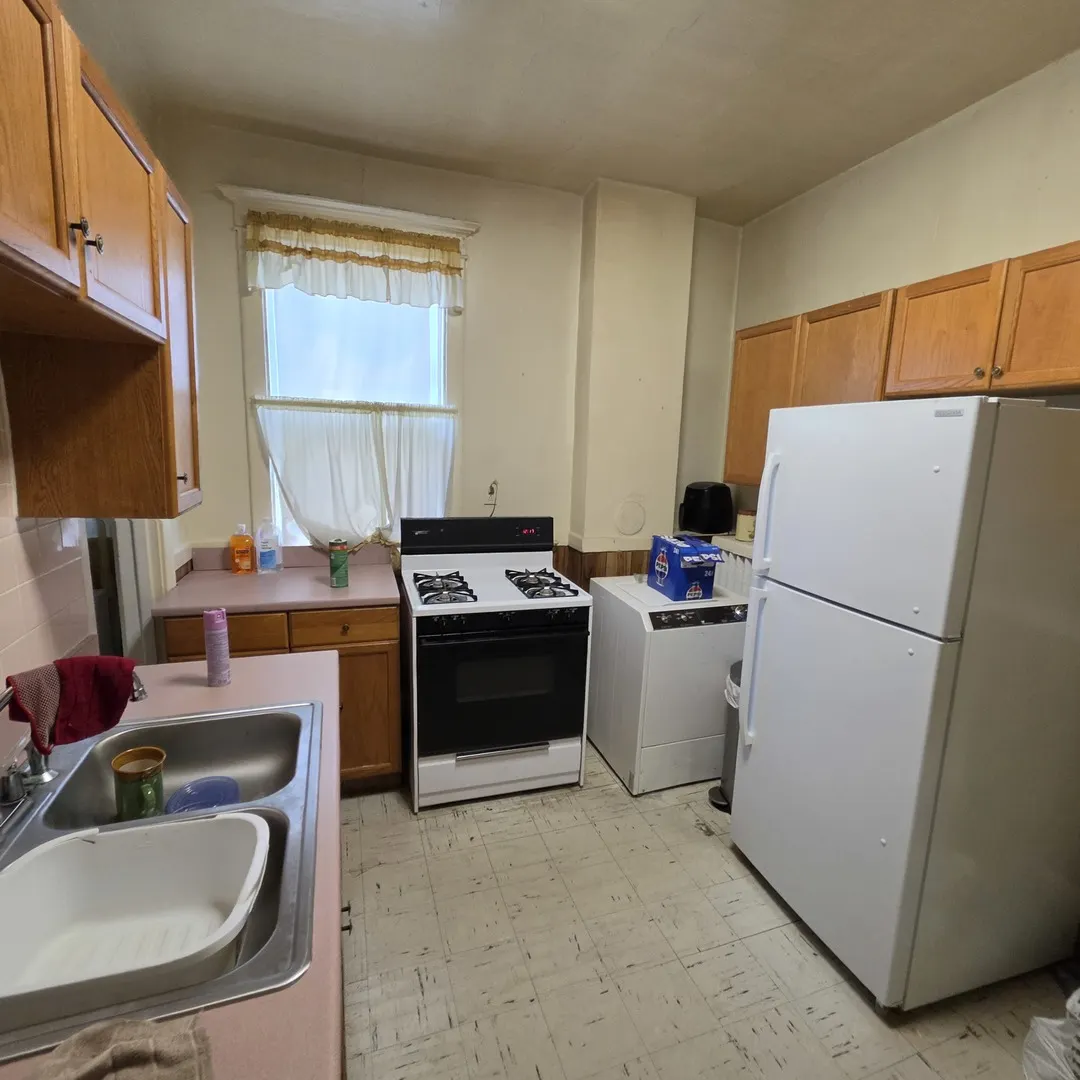 4907 W Fulton Street IL