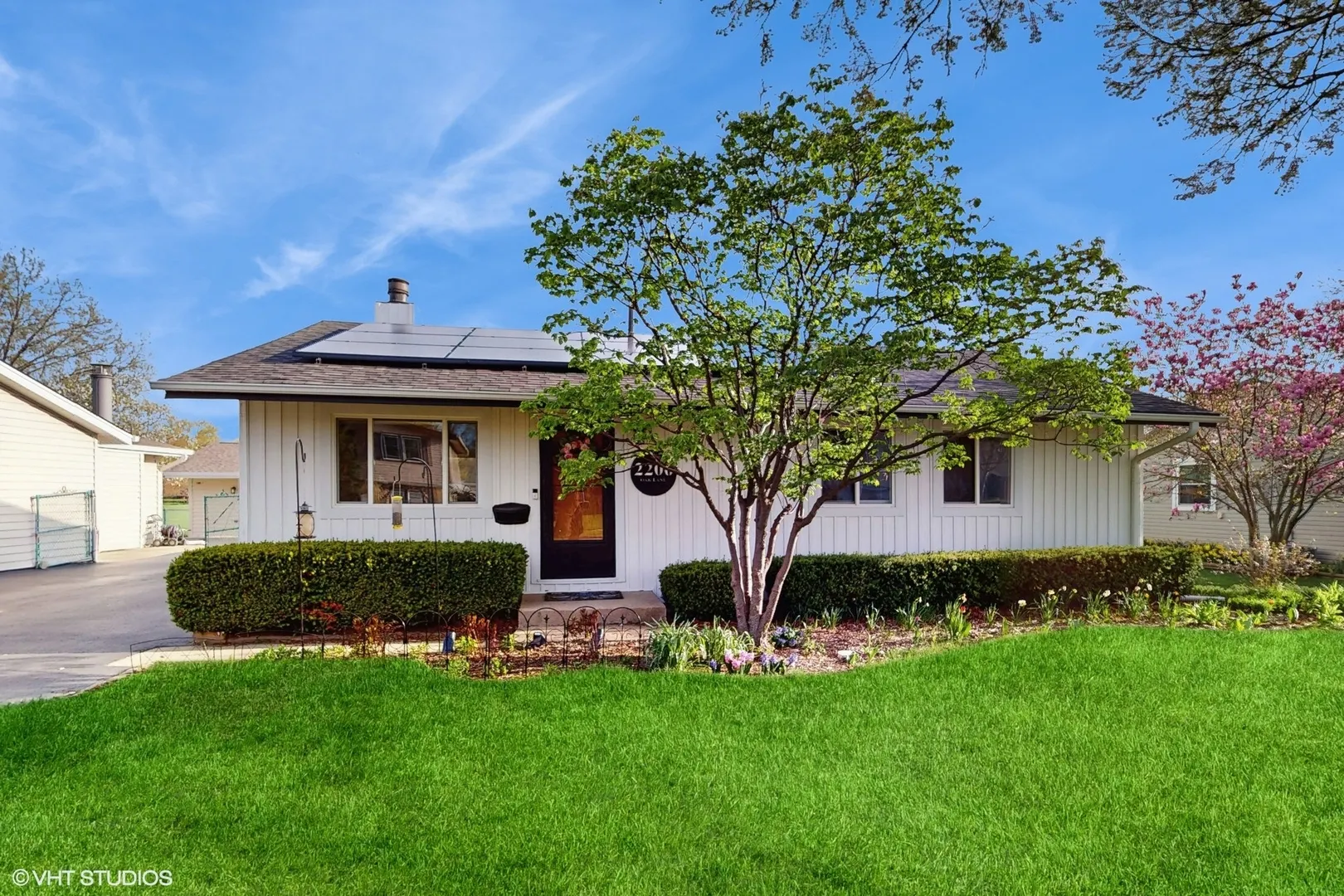 2206 Oak Lane IL