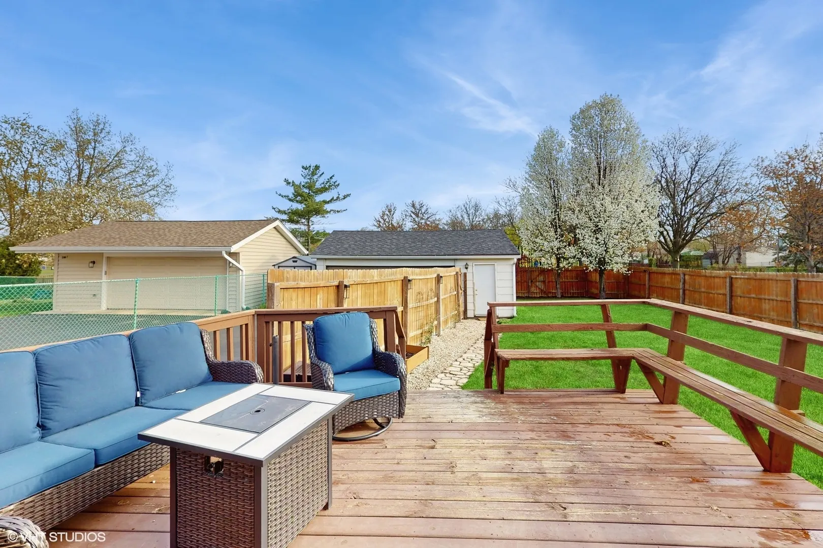 2206 Oak Lane IL