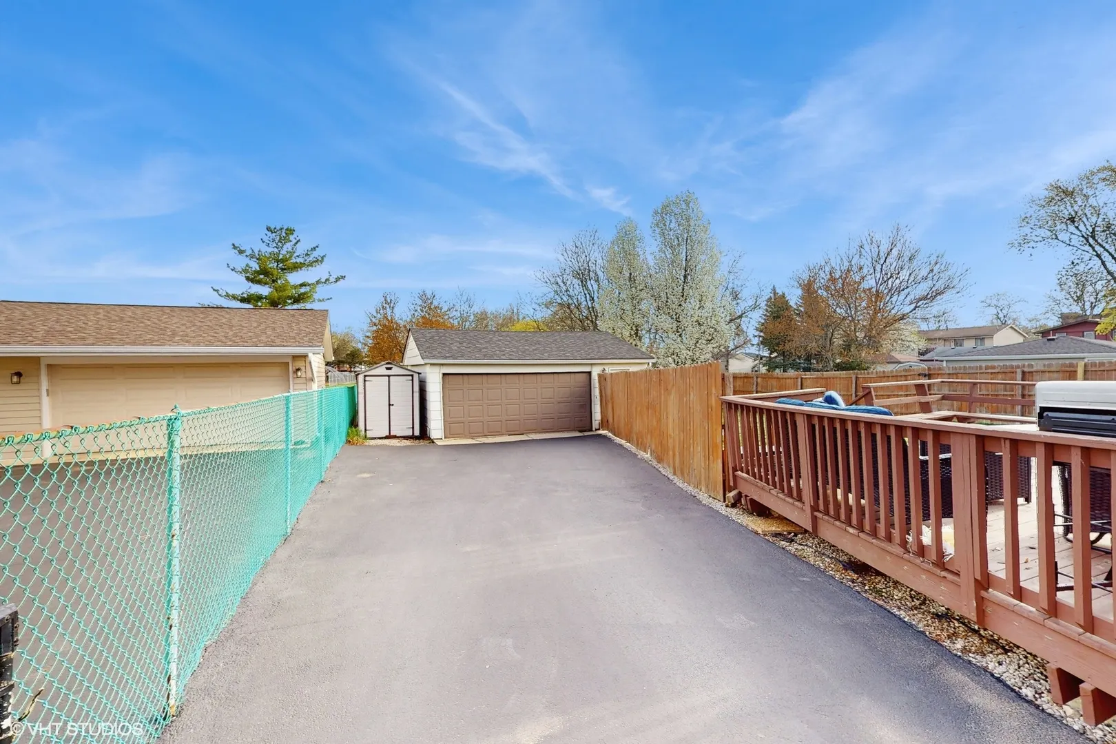 2206 Oak Lane IL