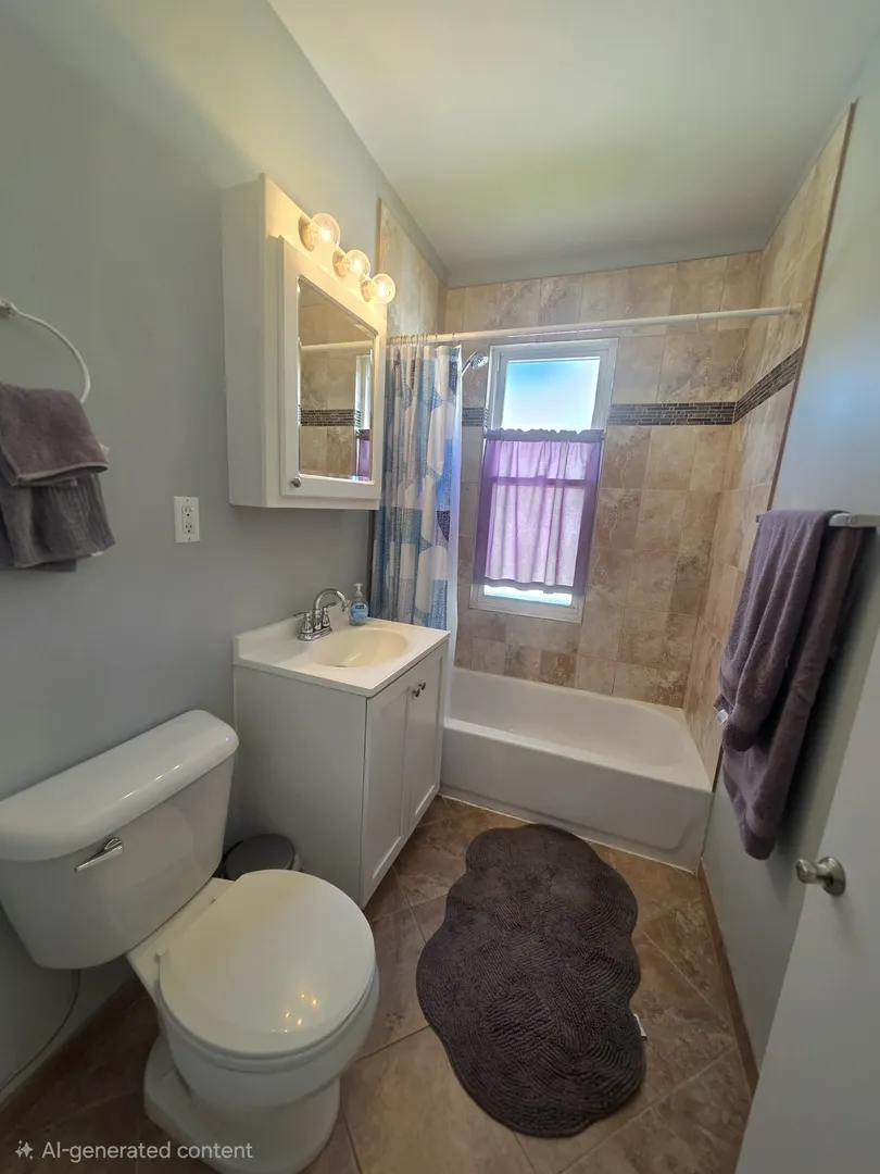 559 W 43rd Place IL #2