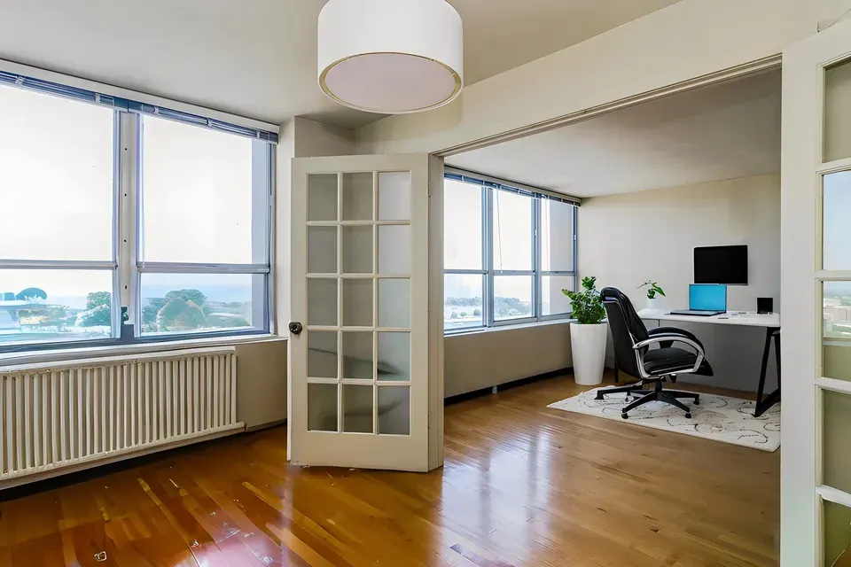 655 W Irving Park Road IL #2604