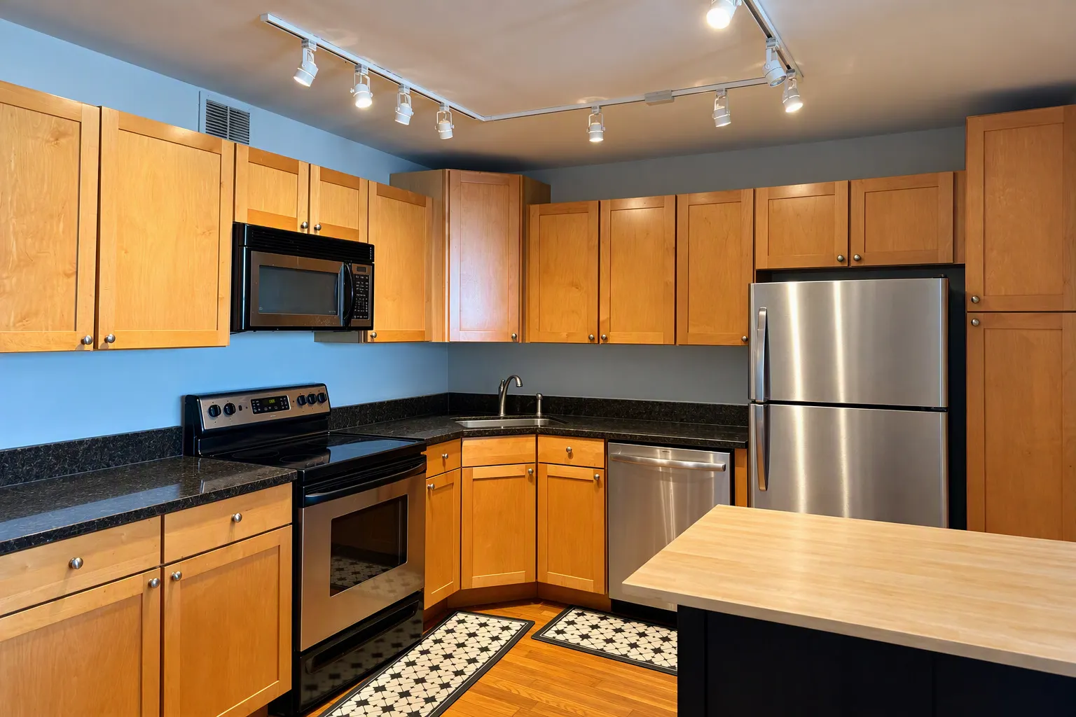 655 W Irving Park Road IL #2604