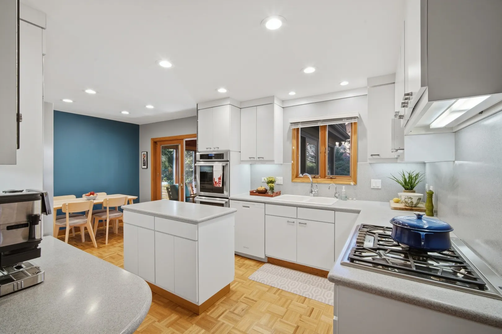 1341 Gordon Terrace IL