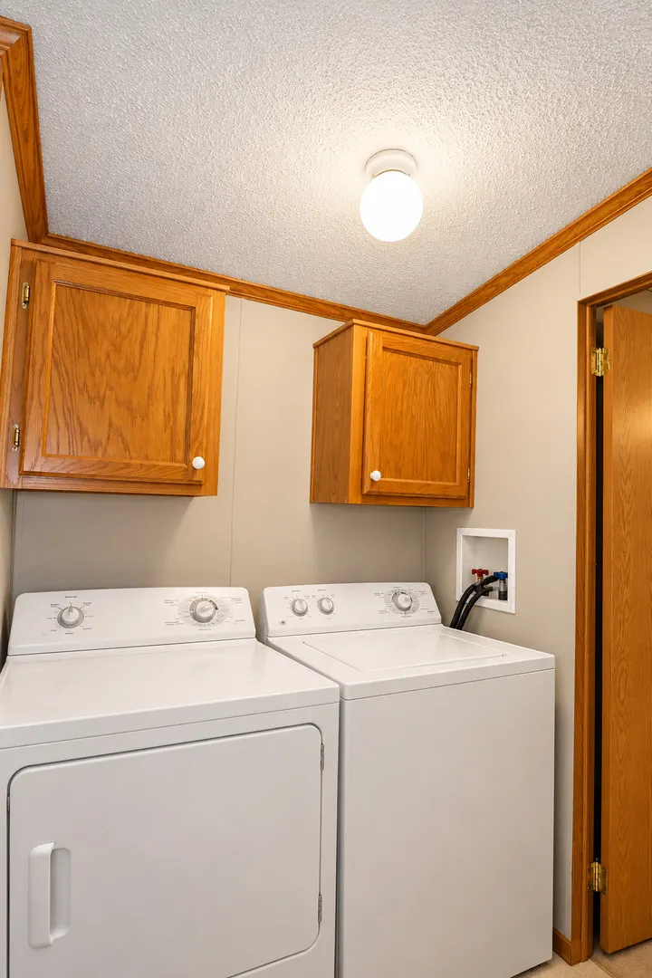 132 3rd Avenue IL
