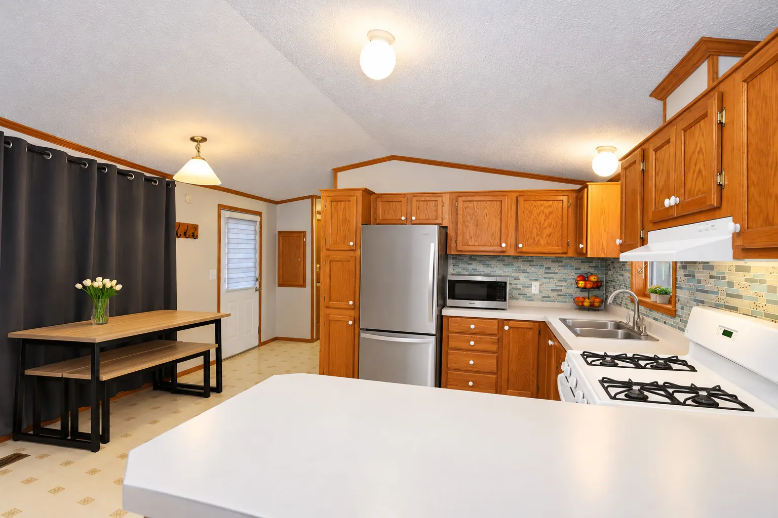 132 3rd Avenue IL