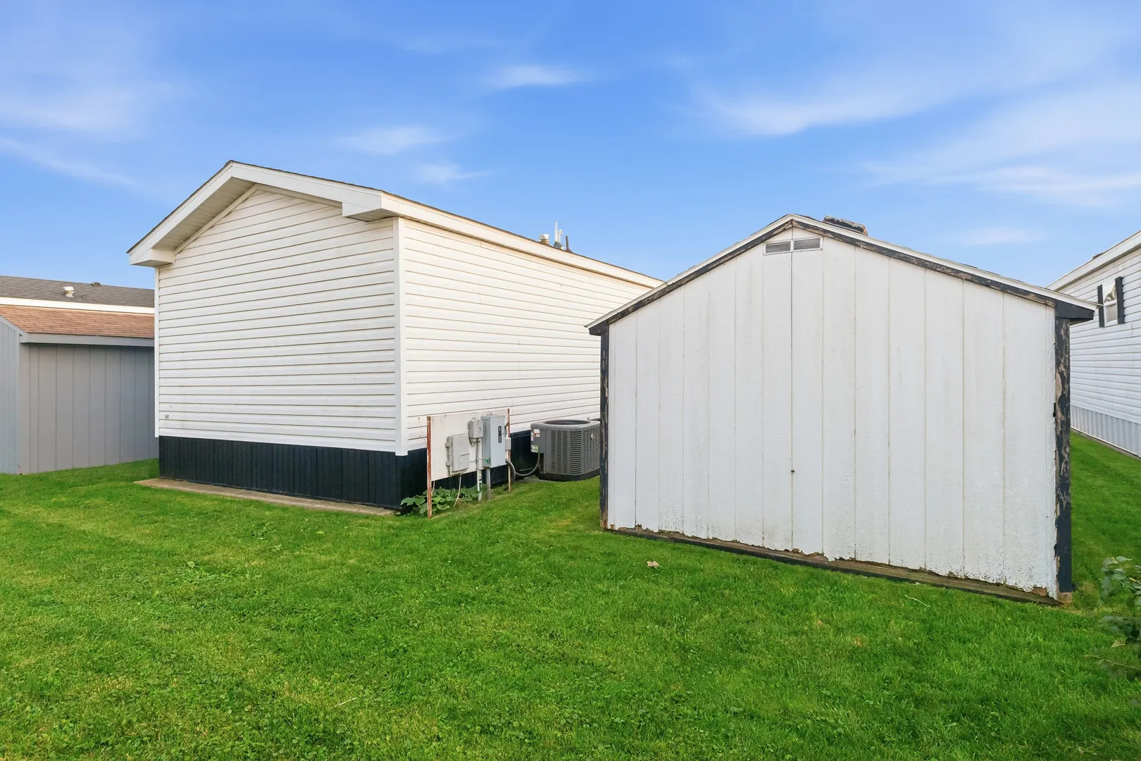 132 3rd Avenue IL