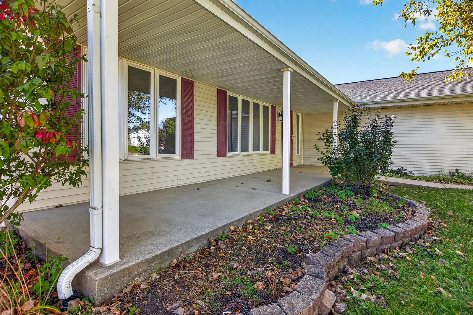 136 Harvest Glenn Drive IL
