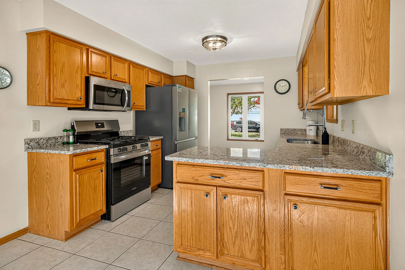 136 Harvest Glenn Drive IL