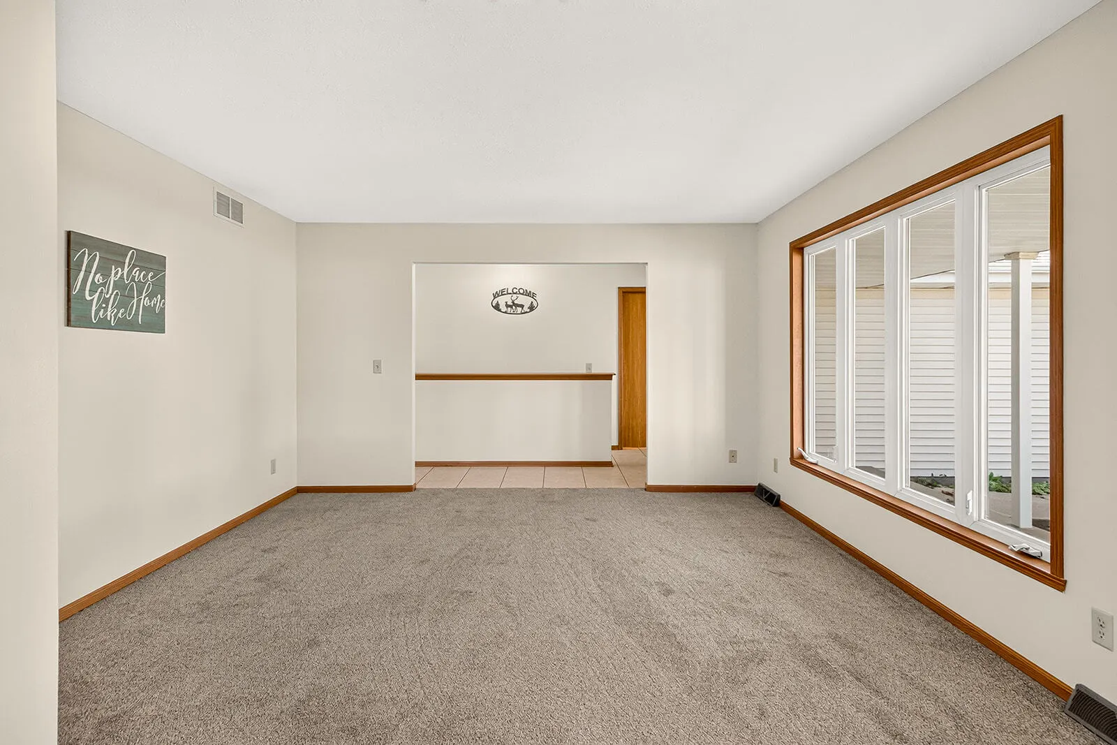 136 Harvest Glenn Drive IL