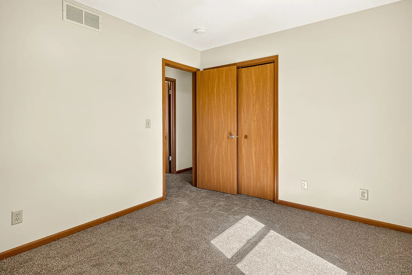 136 Harvest Glenn Drive IL