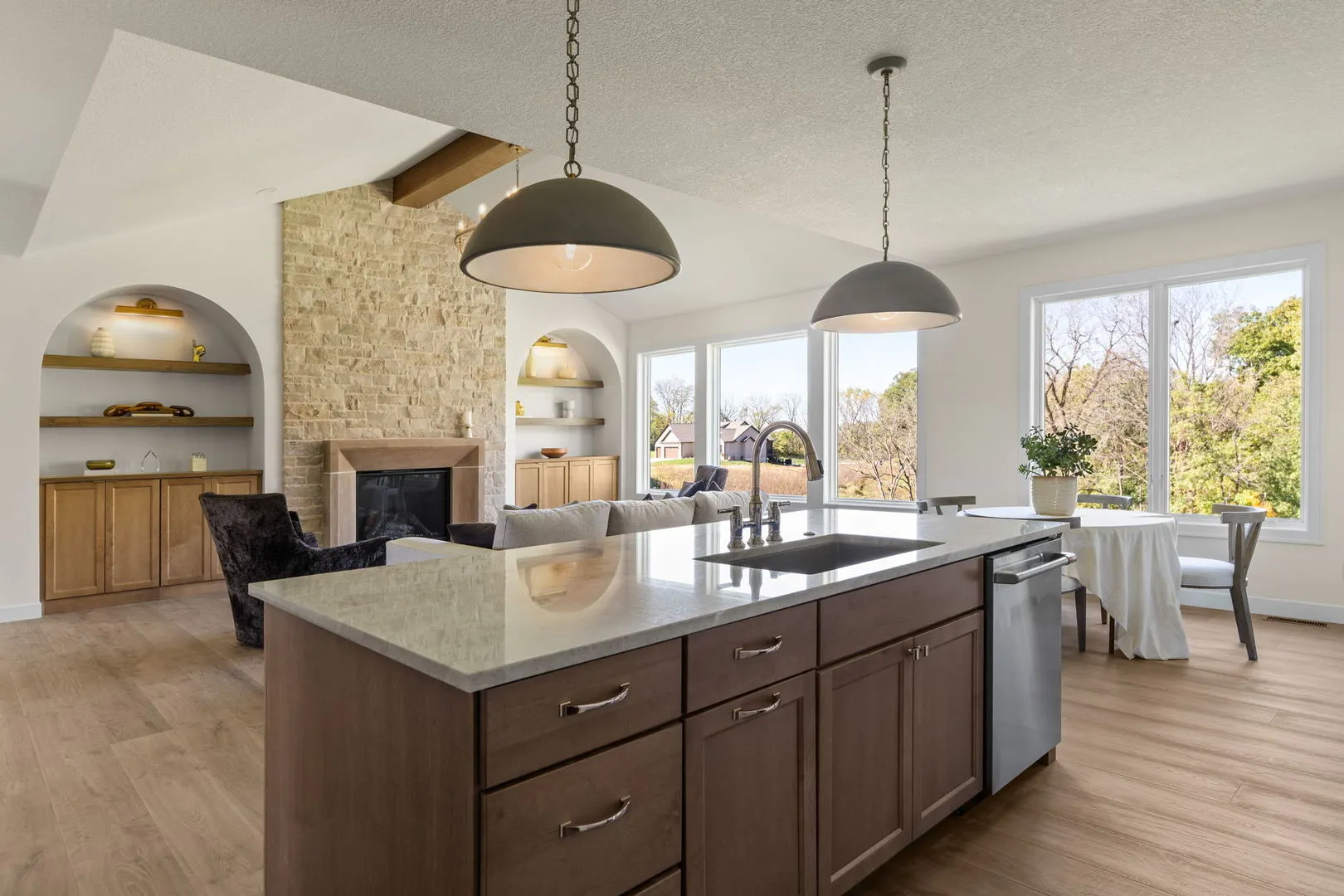 7180 Alvie Lane IA