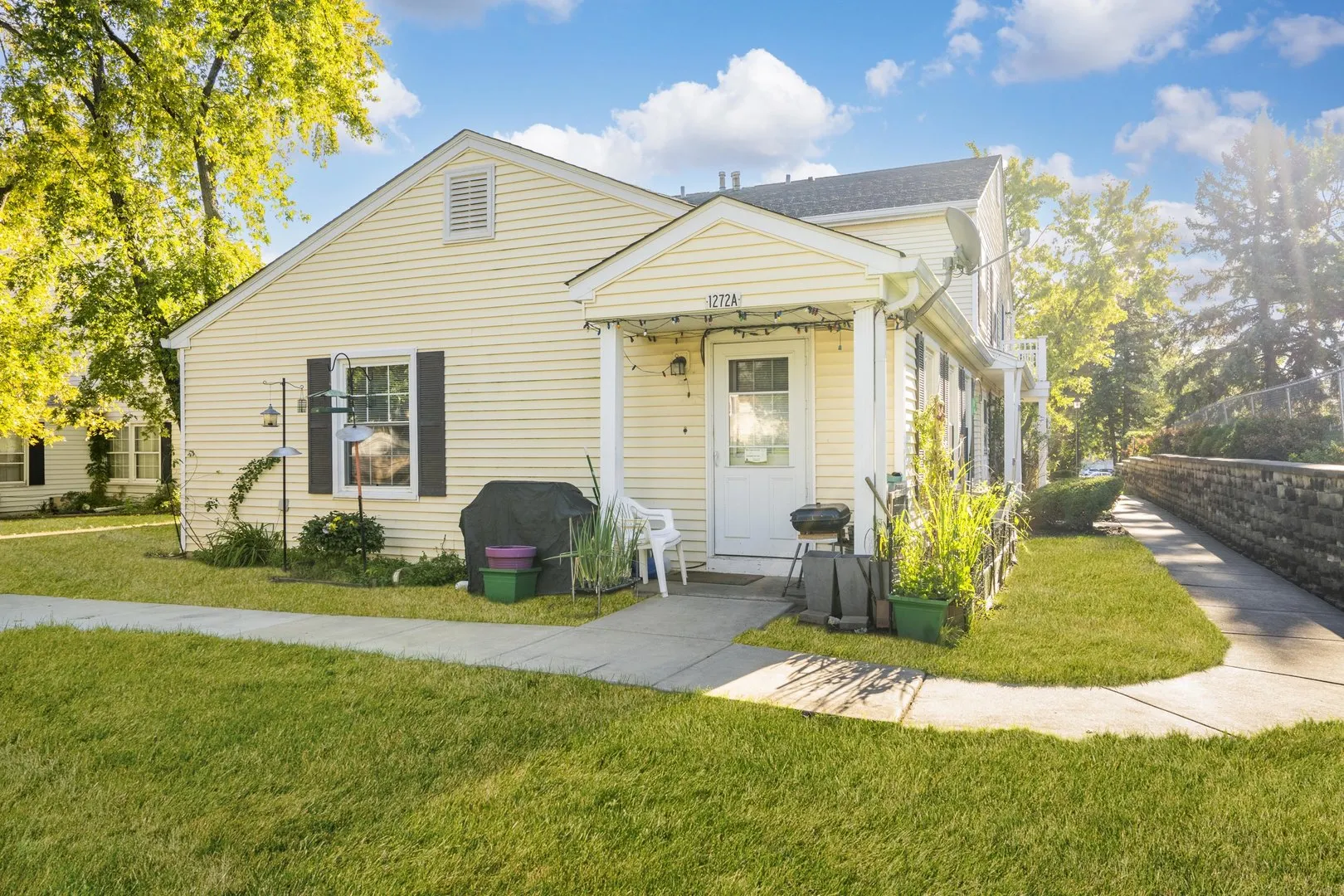 1272 Prairie Avenue IL #A