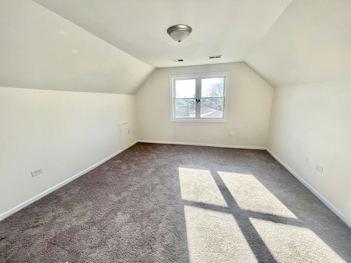 8312 S Phillips Avenue IL