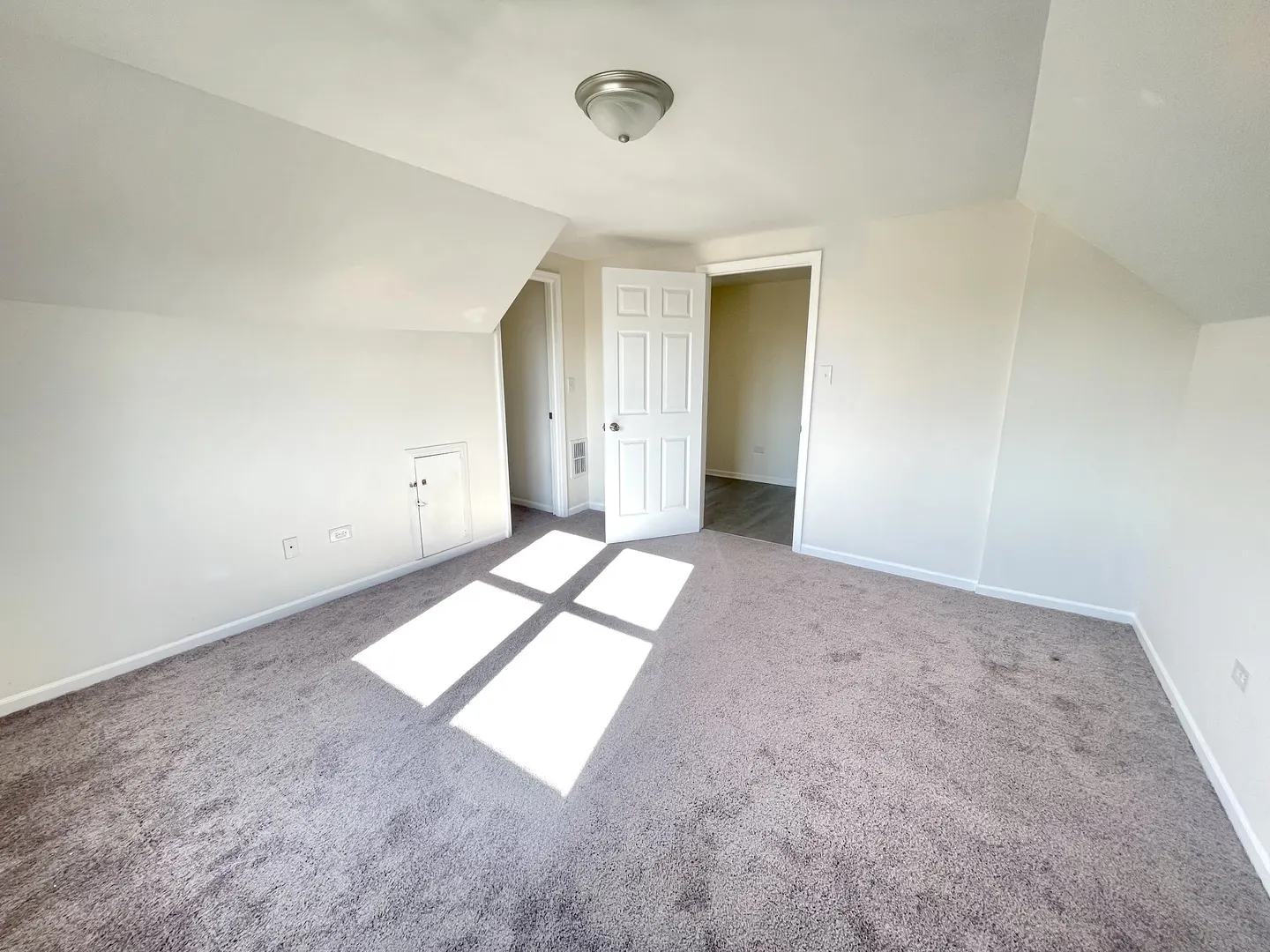 8312 S Phillips Avenue IL