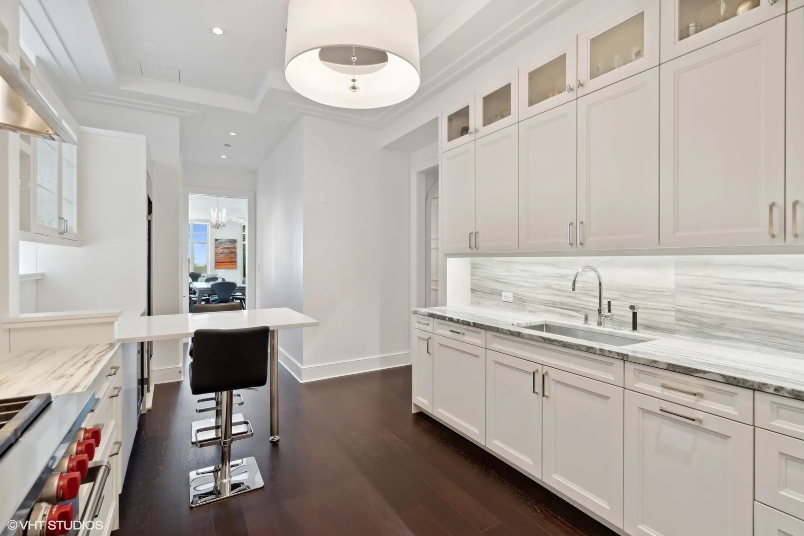 118 E Erie Street IL #37H