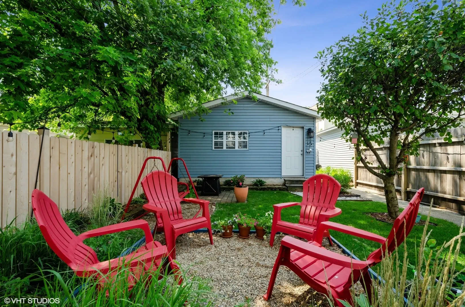 1443 W Highland Avenue IL