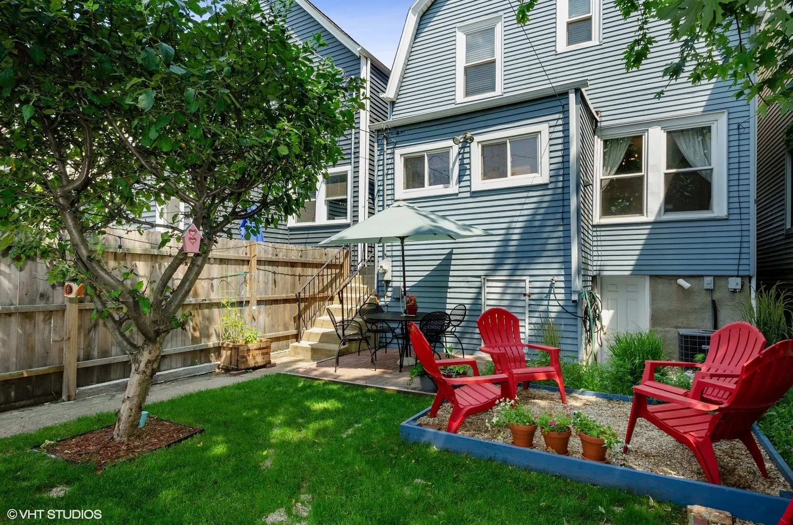 1443 W Highland Avenue IL