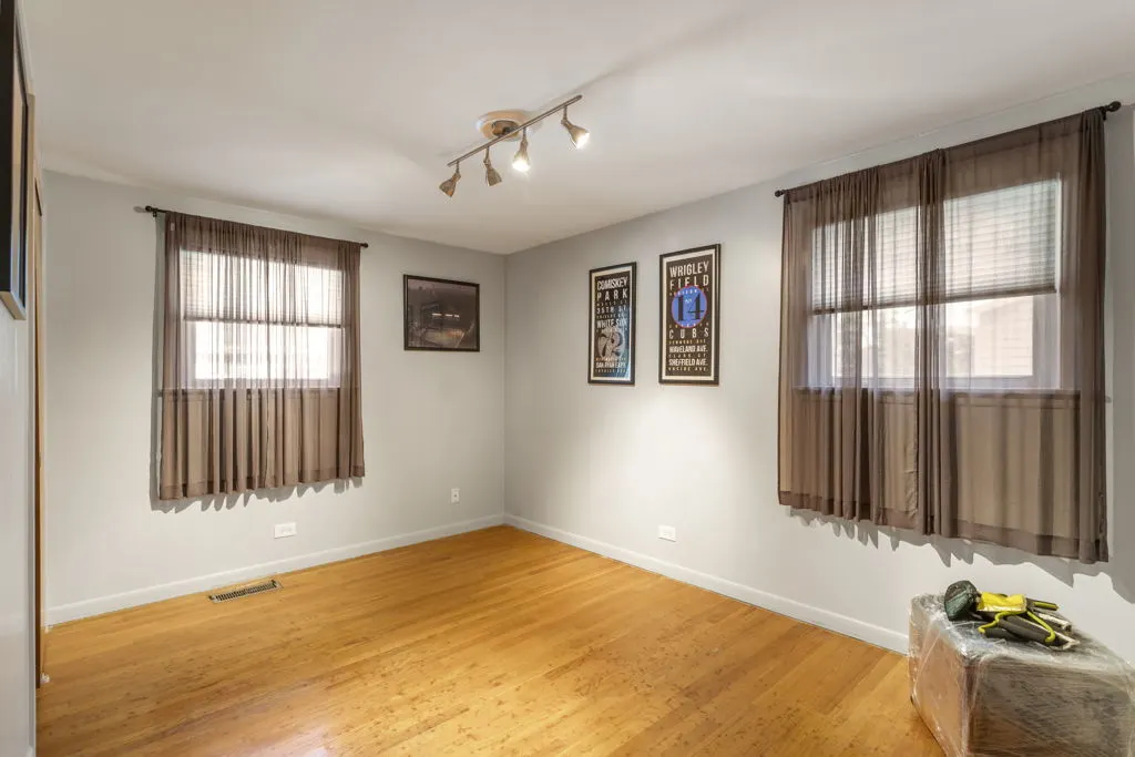 415 Wilkins Drive IL