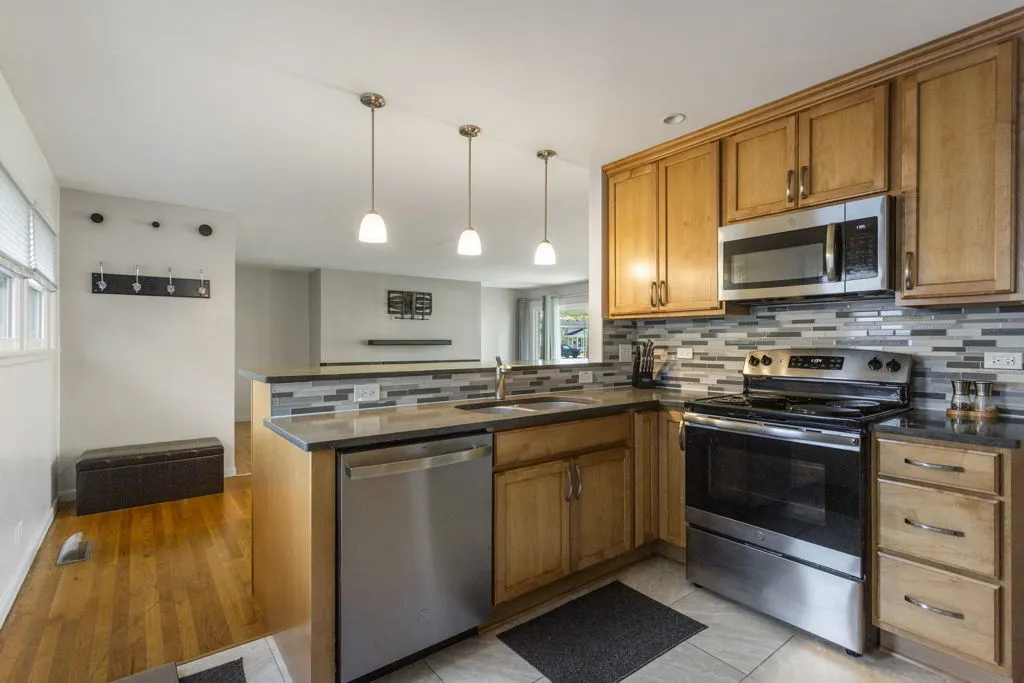 415 Wilkins Drive IL