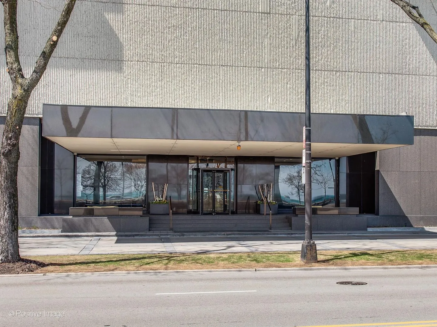 1212 N Lake Shore Drive IL #16C5