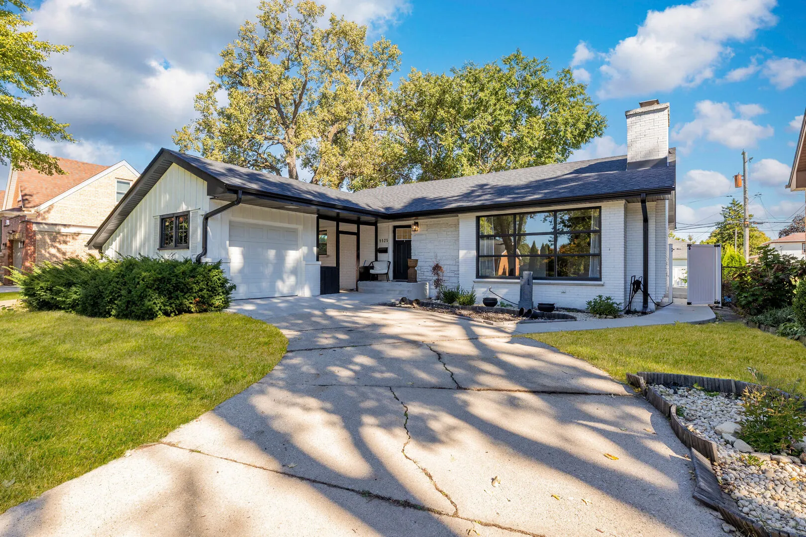 9525 Parkside Avenue IL